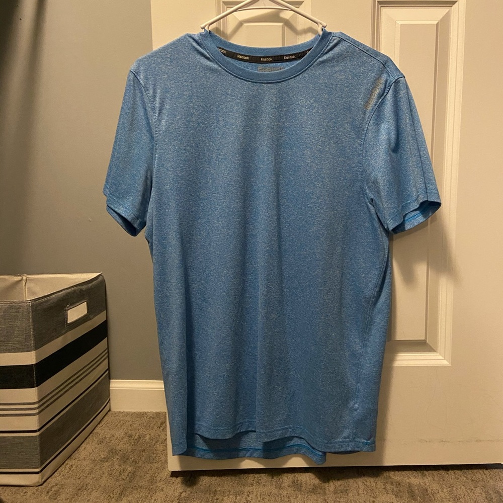 Reebok t-shirt